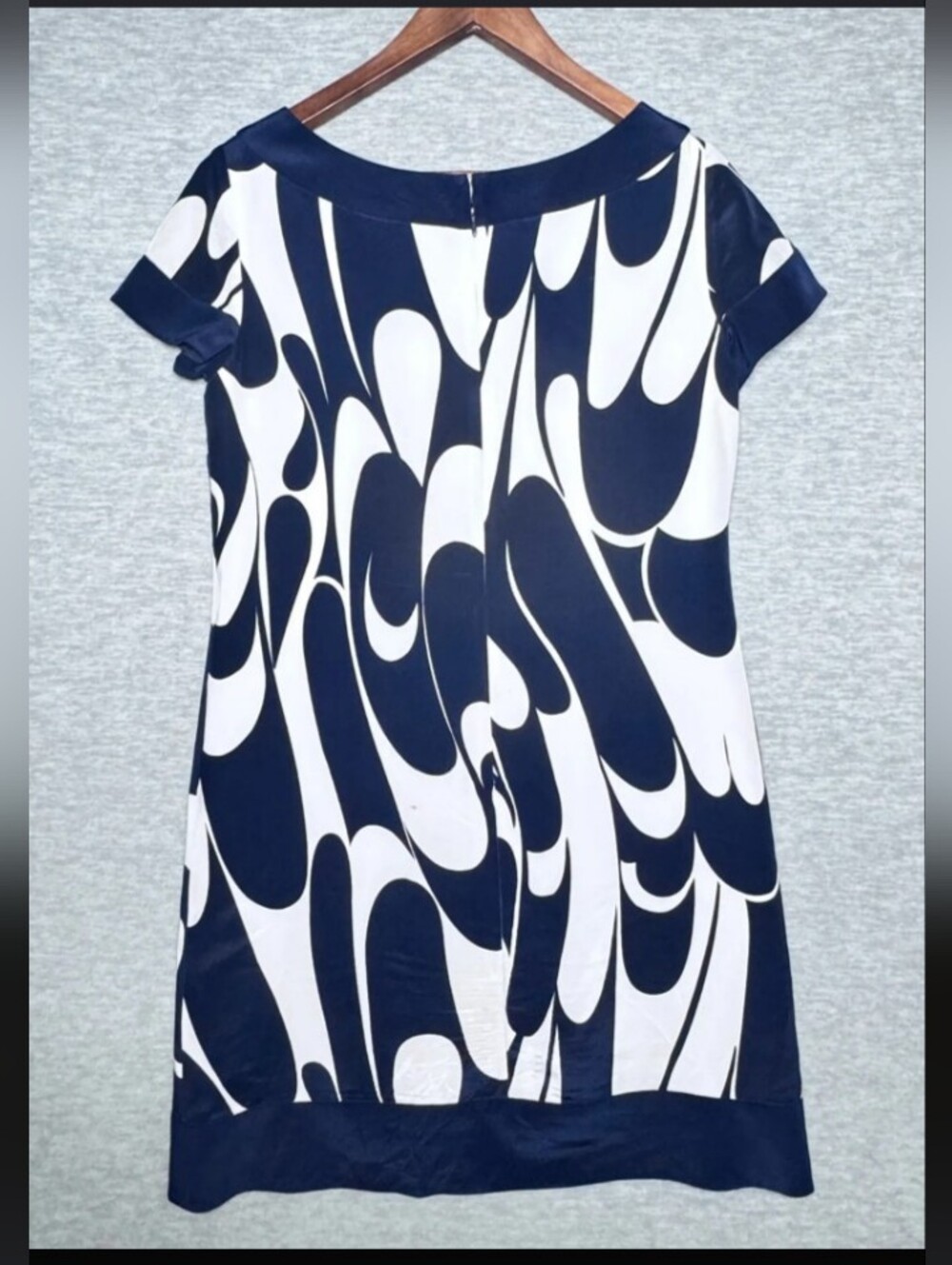 Ann Taylor Navy & White Silk Abstract Print Shift Mini Dress Size 2 Like New